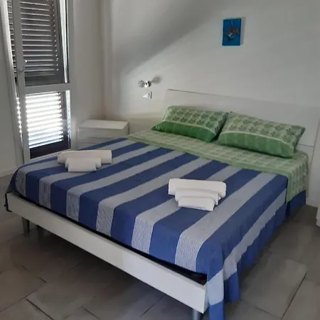 Casa Azzurra Holiday home *